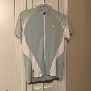 Bontrager Woman’s cycling jersey